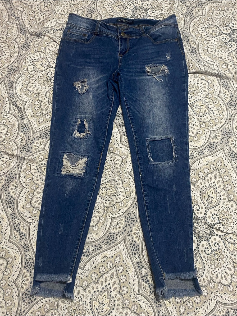 Twentyone black size 7/8